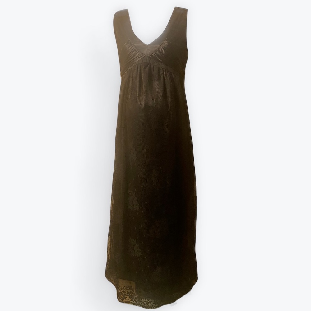 Elegant Black Sleeveless Maternity Dress